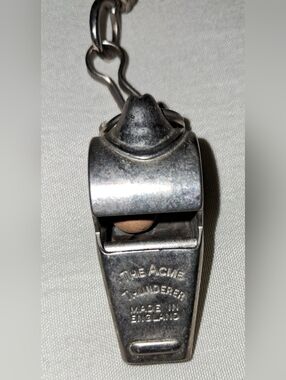 THE ACME THUNDERER WHISTLE